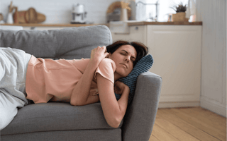 Sleep Apnea and Sleeping Positions: What’s the Best Way to Sleep with a CPAP Machine? - CPAPnation